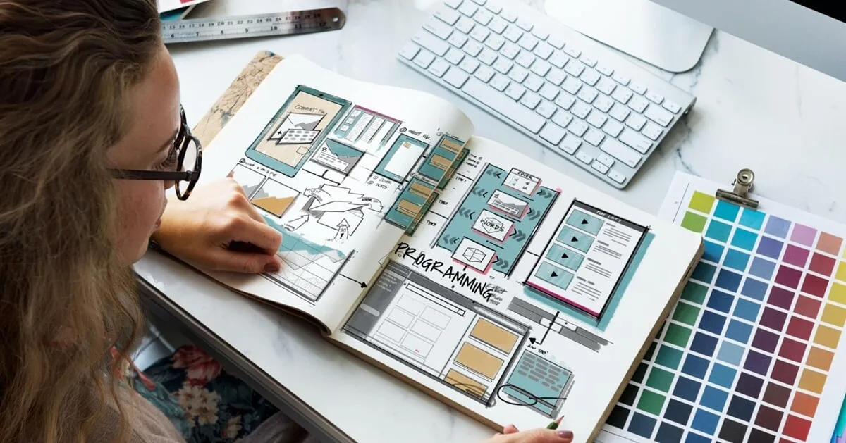 Website builder vs Web developer overview 